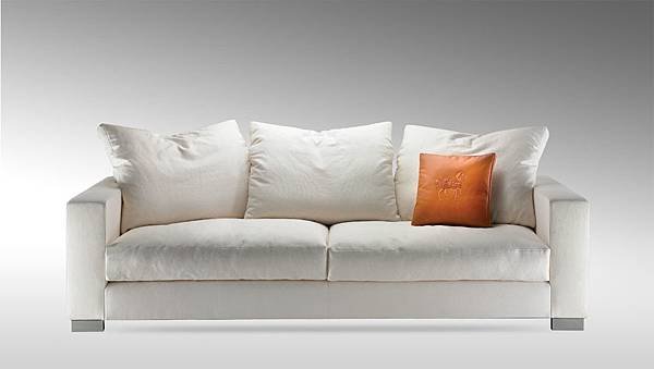 Apta EP Sofa_2.jpg