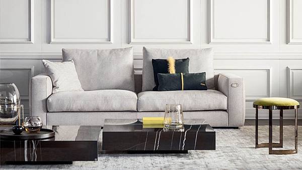 Apta Magnum Sofa_1_front.jpg