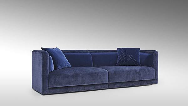 Conrad Maxi Sofa_2.jpg