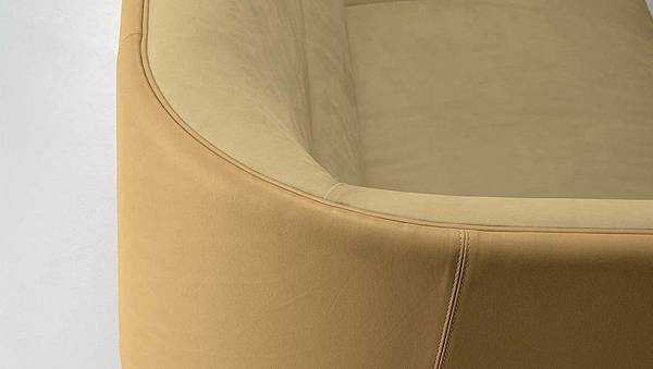 Cocoon high sofa_12_detail.jpg