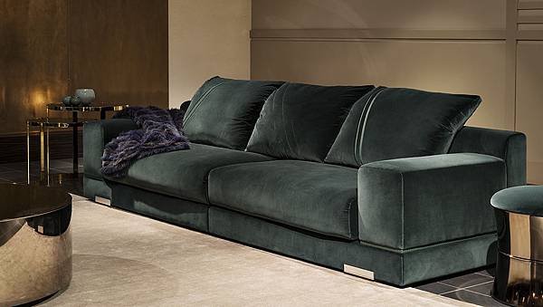 Madison Sofa_1_front.jpg