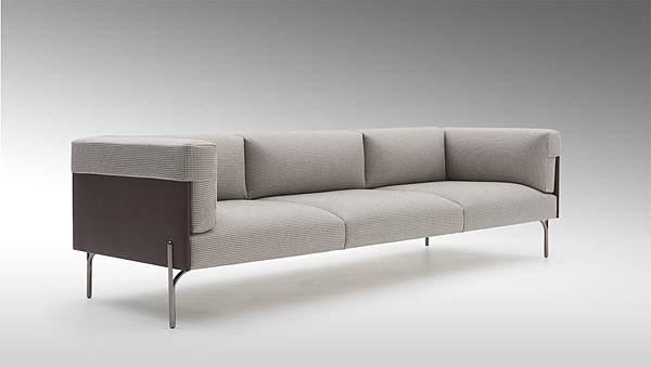 Palmer Sofa_2.jpg