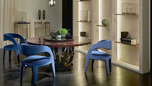 Berenice Chair_1_front.jpg