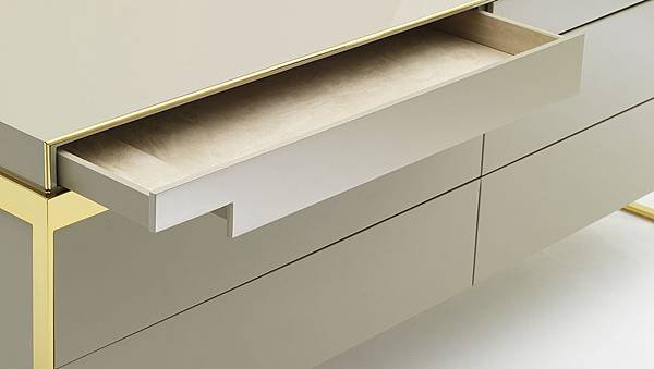 Aura Chest of Drawers_2_detail.jpg