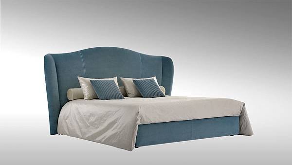 Athenee Bed_2.jpg