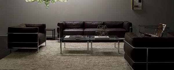 cassina LC3-17.jpg