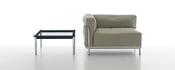 cassina LC3-16.jpg