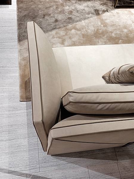 Bastian sofa_bastian_livingroom_ipe-1.jpg