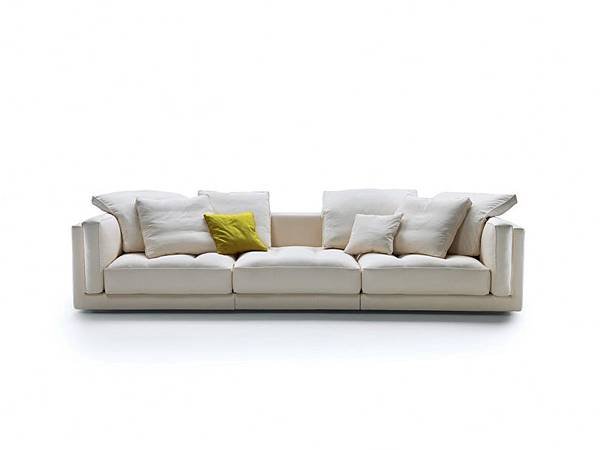 lucien_sofa_mood-1.jpg