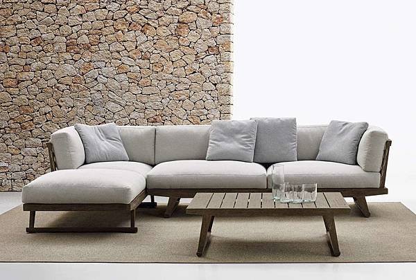 Gio_sofa_b%26;b outdoor-6.jpg