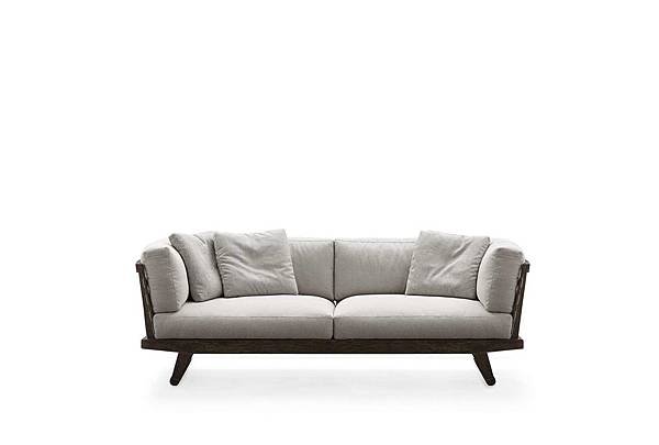 Gio_sofa_b%26;b outdoor-2.jpg