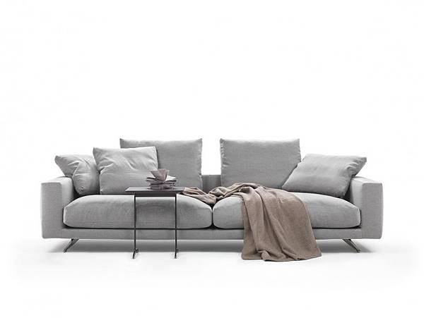 CAMPIELLO_sofa_flexform-1.jpg