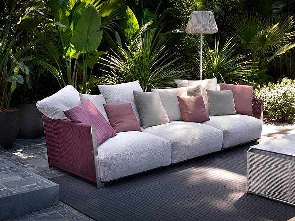 Vulcano_outdoor sofa_flexform-4.jpg