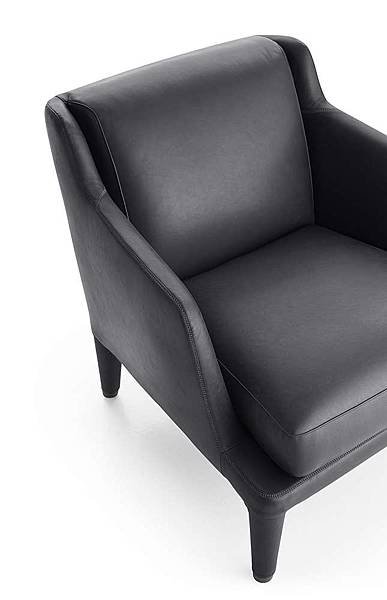 Nidus_armchair_maxalto-3.jpg