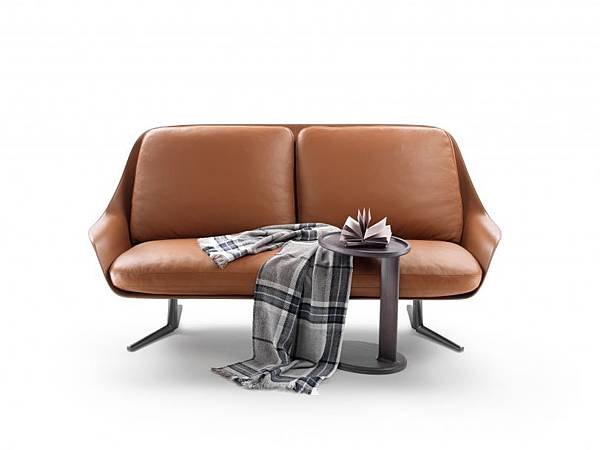 Sveva_sofa_flexform-1.jpg