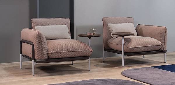 addit_sofa_rolfbenz-4.jpg