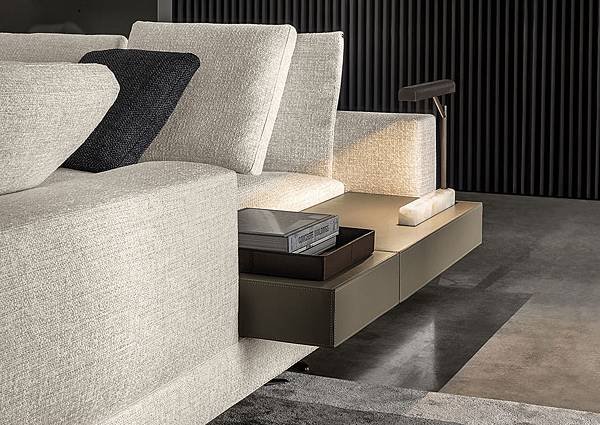 white_sofa_minotti-5.jpg