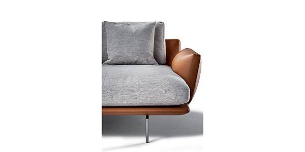 get back_sofa_poltronafrau-6.jpg