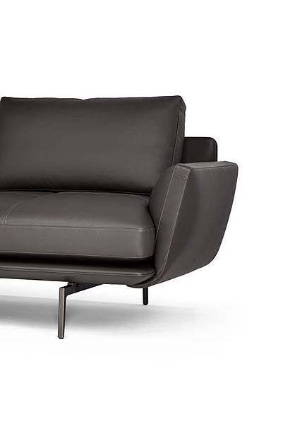 get back_sofa_poltronafrau-37.jpg