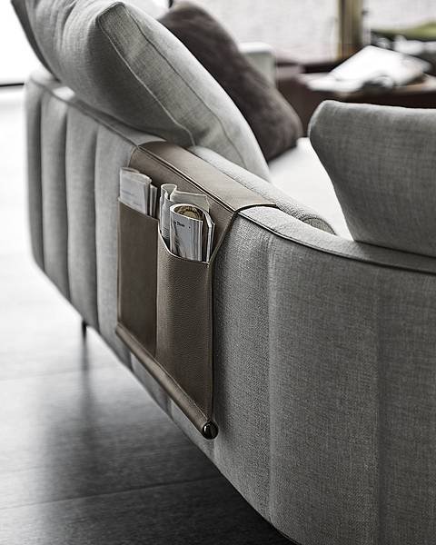 Torii_sofa_minotti-22.jpg