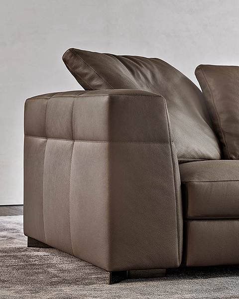 Blazer_sofa_minotti-18.jpg