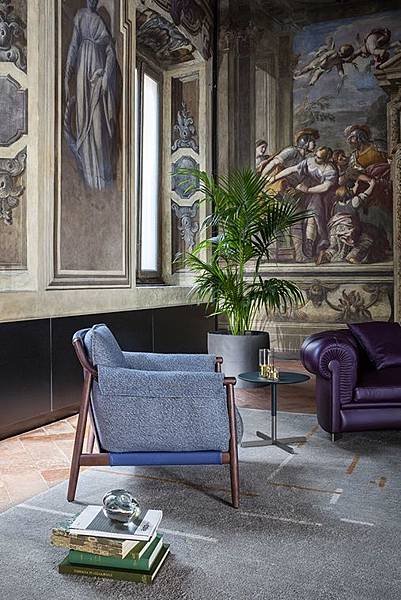 times lounge_armchair_poltronafrau-5.jpg