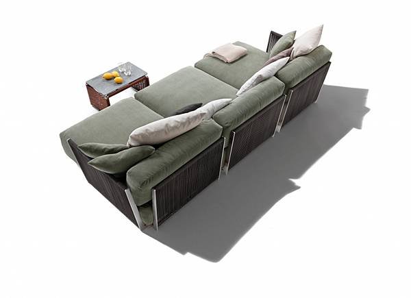 Vulcano_sofa_outdoor_flexform-2.jpg