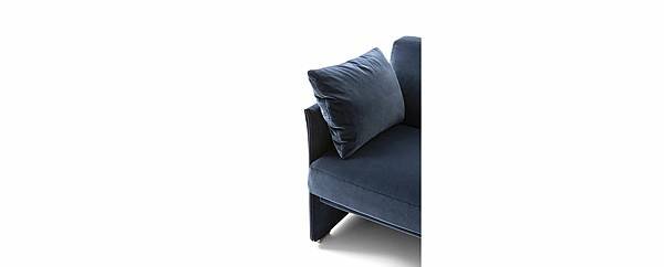 405 DUC-DUC_sofa_cassina-8.jpg