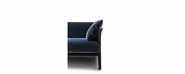 405 DUC-DUC_sofa_cassina-10.jpg