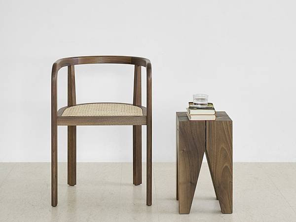 e15 德國實木家具 - STUTTGART CHAIR.jpg