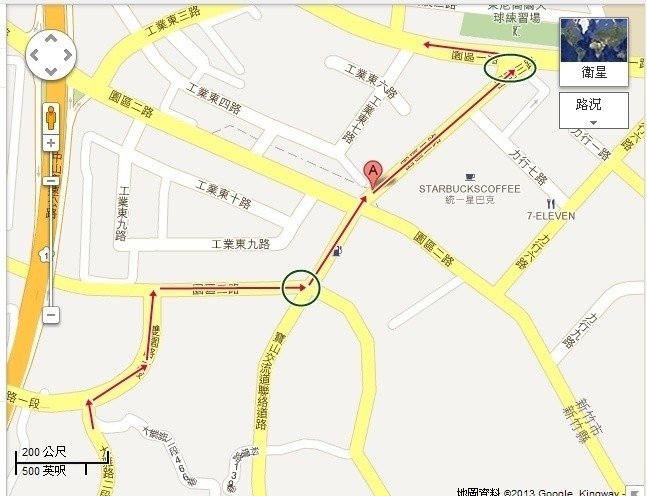園區三路上的狗01