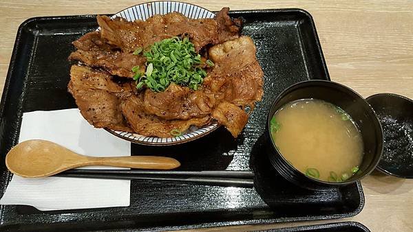 20161119_193613.jpg