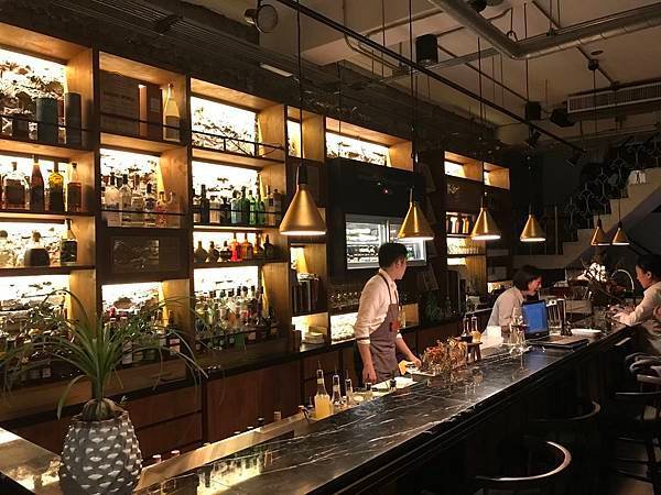 【高雄前金】創意義式料理小酒館〔Gien Jia挑食〕