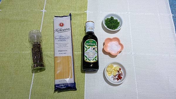 【鈴木主廚の義大利料理】香蒜辣椒義大利麵 Spaghetti aglio, olio e peperoncino