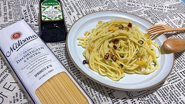 【鈴木主廚の義大利料理】香蒜辣椒義大利麵 Spaghetti aglio, olio e peperoncino