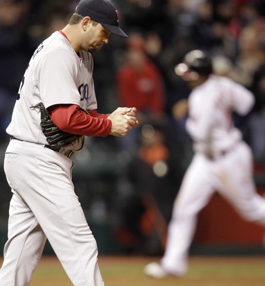Dan Wheeler Red Sox VS Indians 4-7-2011