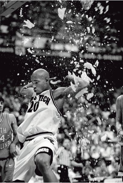 Darvin Ham gained the nickname Ham Slam-wich after the Sweet 16 dunk against North Carolina. He was featured on the cover of Sports Illusrated after the shattering showcase of strength..bmp