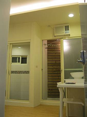 302.JPG