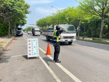 桃園為維護敏感族群健康 加強管制烏賊車 增設內壢空氣品質維護區1.jpg