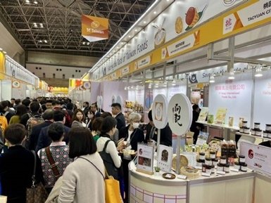 東京食品展開展首日 多家知名企業至桃園館洽談2.jpg