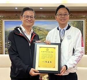 張善政感謝微星科技熱心公益 捐助社會救助金專戶1.jpg