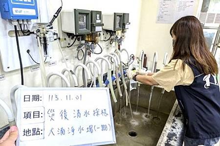 康芮颱風過境 桃園環保局檢測水質為市民飲用水安全加強把關康芮颱風過境帶1.jpg