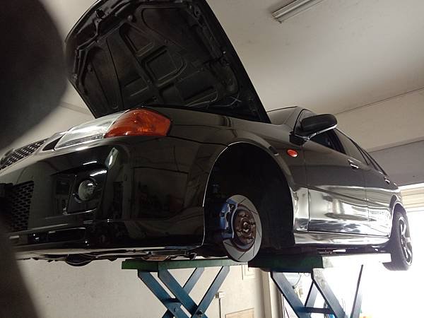 MAZDA 323 更換五油三水&amp;傳動軸防塵套處理