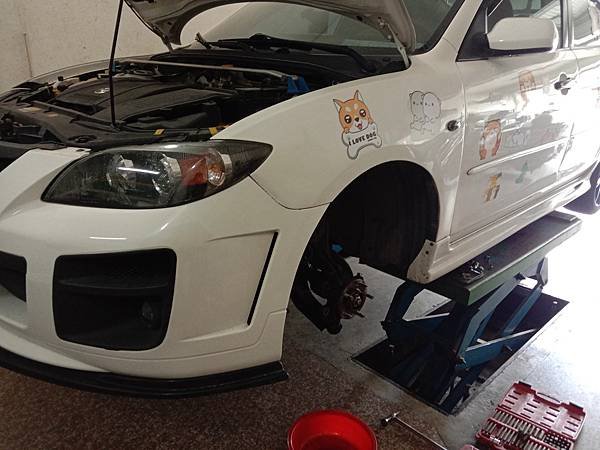 MAZDA 3 更換HHC加大煞車碟盤
