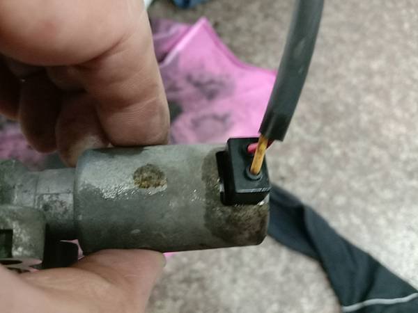 SWIFT 自備全車水管及部分漏油處理