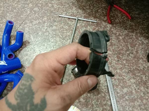 SWIFT 自備全車水管及部分漏油處理