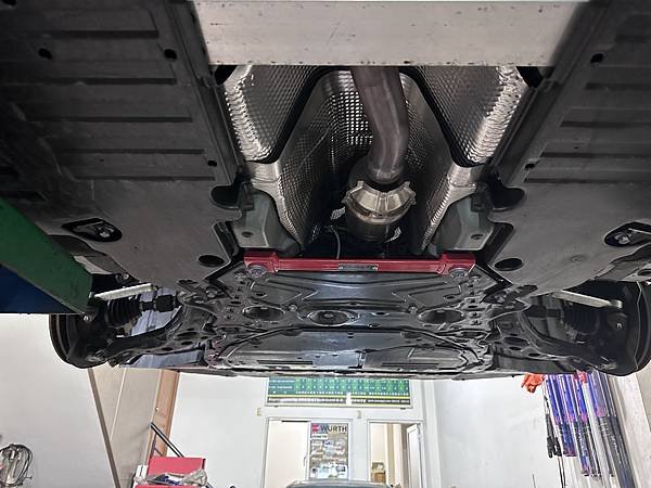 TOYOTA Prius phev 自備日本相關配件安裝&amp;H