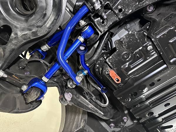 TOYOTA Prius phev 自備日本相關配件安裝&amp;H