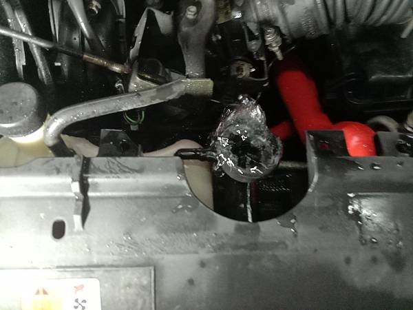 MAZDA 6 自備水箱&amp;相關零件更換