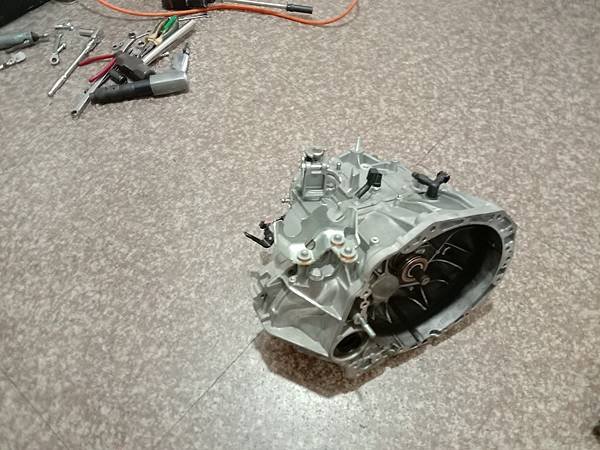 SWIFT SWIFT HYBRID 1.4 更換膜片式LS